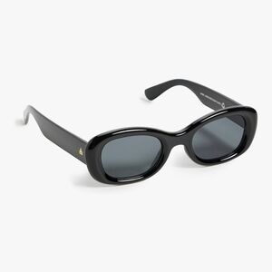 Elegant Black Rectangular Sunglasses